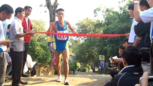 Giải việt dã leo núi chinh phục đỉnh cao Bà Rá 2016: Chủ nhà mở hội