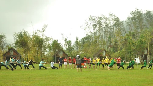 Video Teambuilding: Trò chơi kéo co