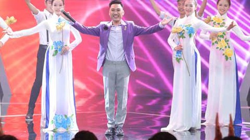 VIDEO: Hài trẻ '1000 Độ Hót' với 200 nghệ sĩ tranh tài