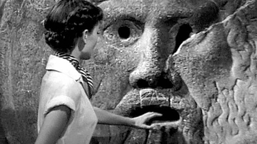 Valentine: Khi những con phố mang tên tình yêu và sự phản bội