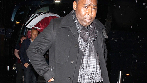 Andy Cole hé lộ lý do 'mất tích'