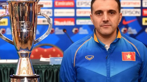 Mục tiêu của Futsal Việt Nam là chung kết, Hữu Thắng nhận 100 triệu/tháng