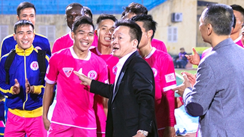 CLB Hà Nội bất ngờ thắng lớn trước khi chuyển 'hộ khẩu'