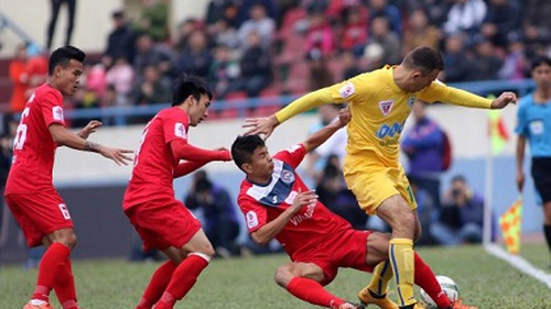 Điểm nhấn vòng 4 V-League: Hà Nội T&T gây thất vọng, SLNA có điểm số đầu tiên