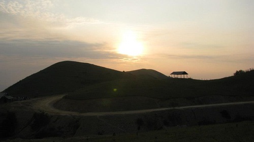 Đồng Cao: Thảo nguyên xanh hút hồn giới trẻ