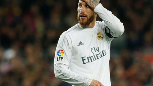 Sergio Ramos bị gọi là ‘đồ ngu’ vì thẻ đỏ ở Kinh điển Barcelona 1-2 Real Madrid