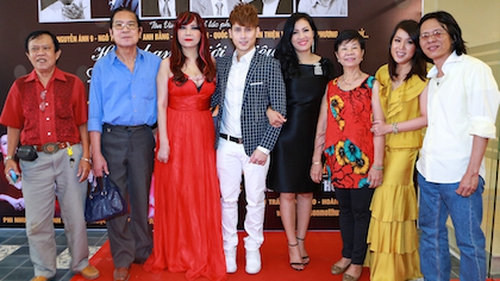 'Vàng son một thuở' vắng nhạc sĩ Nguyễn Ánh 9 nhưng có Vinh Sử