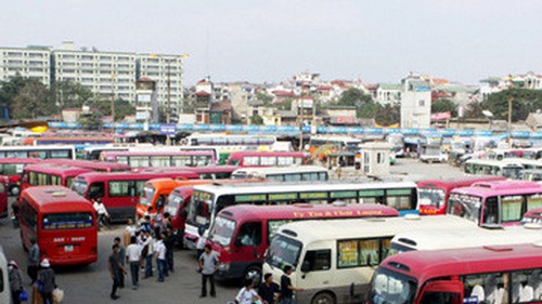 Bức xúc về tàu, xe dịp nghỉ lễ 30/4, hãy gọi các số sau đây