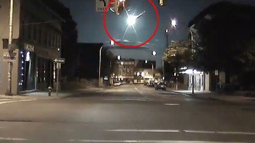 VIDEO: Thiên thạch 'thiêu cháy' bầu trời đêm New York