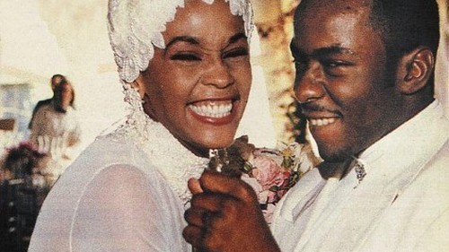 Whitney Houston - bi kịch khi phải sống 'hai con người'