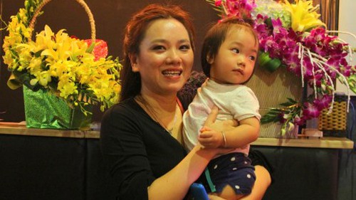 Vi Thùy Linh tham gia bình luận khai mạc EURO 2016