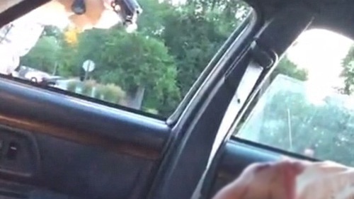 Sốc: Cô gái phát video trực tiếp cảnh bạn trai bị bắn 4 phát đạn lên facebook