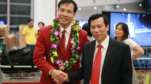 Bộ trưởng Nguyễn Ngọc Thiện: 'Vinh quang mấy rồi cũng sẽ đi qua'