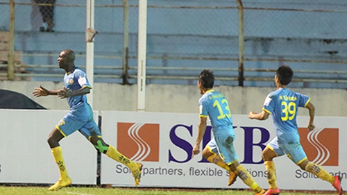 17h00 ngày 27/8, S.Khánh Hòa BVN – SHB Đà Nẵng: 'Lành ít, dữ nhiều'