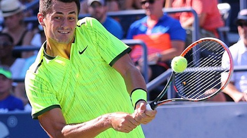 Bernard Tomic THUA vì không làm chủ được bản thân