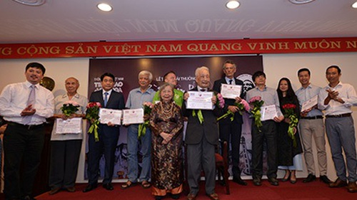 Giải Bùi Xuân Phái - Vì Tình yêu Hà Nội lần 9 - 2016: Danh sách đề cử & Kết quả giải thưởng