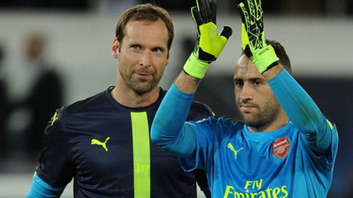 VIDEO: Màn trình diễn xuất thần của David Ospina ở trận gặp PSG