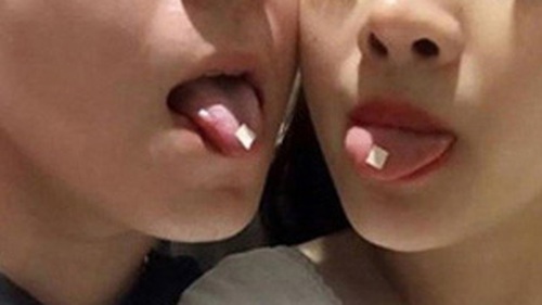 Ma túy 'tem giấy, bùa lưỡi' gây ảo giác mạnh tấn công cổng trường