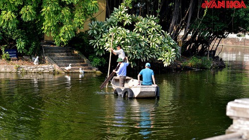 Trưa mai Hà Nội sẽ tháo dỡ xong miếu thờ trái phép tại Hồ Văn