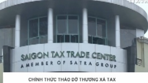 Khoảnh khắc cuối cùng Thương xá Tax được tháo dỡ