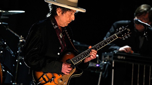 New York Times: 'Bob Dylan không cần Nobel Văn học, song nền văn học cần Nobel'