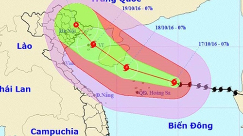 Hà Nội vừa sẵn sàng chống bão số 7, vừa ủng hộ miền Trung 5 tỷ đồng