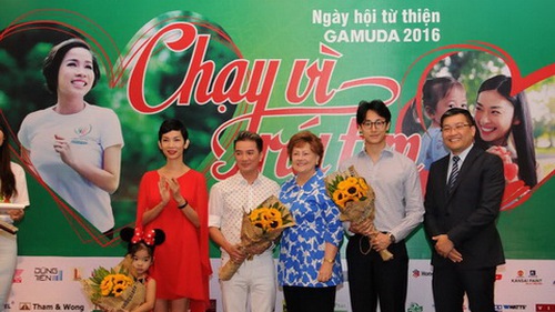 'Chạy vì trái tim 2016' cứu hàng vạn trẻ em nghèo