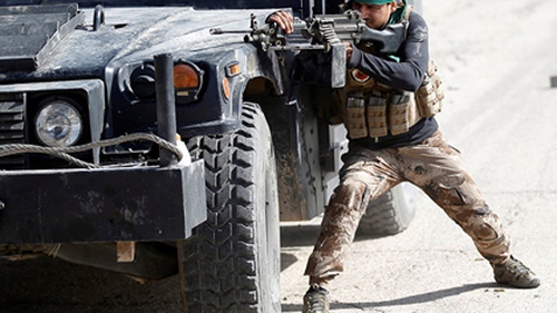 KINH HOÀNG: Phiến quân IS xử tử gần 300 nam giới và bé trai