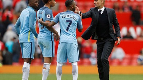 Pep Guardiola: 'Làm gì có chuyện cầu thủ Man City chán chiến thuật của tôi'