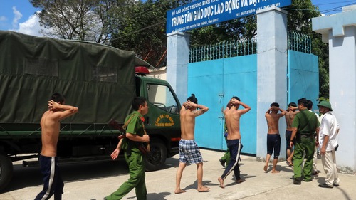 Bắt tạm giam 2 học viên cầm đầu vụ trốn trại cai nghiện tại Bà Rịa - Vũng Tàu