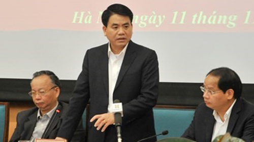 Có thể buộc thôi việc viên chức Sở Ngoại vụ đánh người cao tuổi
