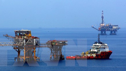 Nhìn về thành quả khai thác biển và những thách thức hiện nay