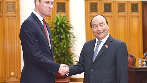 Thủ tướng Nguyễn Xuân Phúc tiếp Hoàng tử Anh William