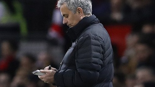 Với Mourinho, Man United khởi đầu tệ nhất 27 năm qua