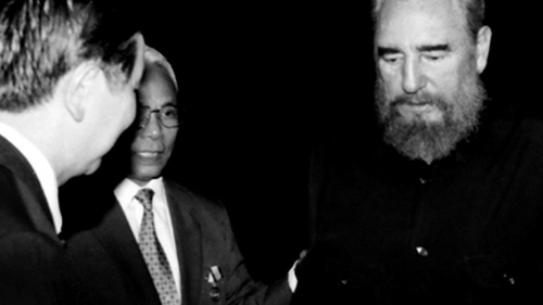 Nhiếp ảnh gia Giản Thanh Sơn kỷ niệm tác nghiệp với Fidel Castro tại Củ Chi