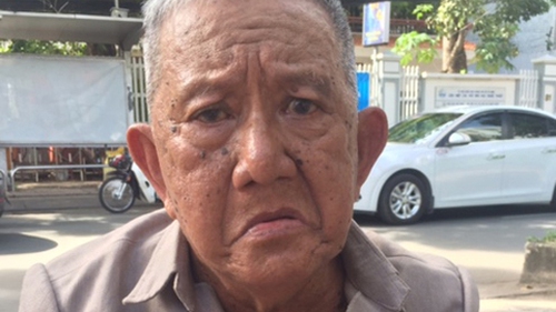 Mạc Can đau khổ kể 'bị cướp'...