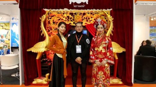 Đạo diễn 'Tứ Phủ' Việt Tú: Tôi thích 'đồng sang, bóng xịn'