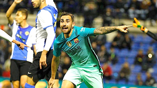 Trận này mà không ghi bàn thì thôi đấy, Alcacer!