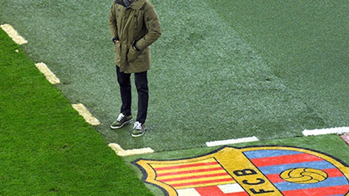 Những hợp đồng cần kí ngay của Barca