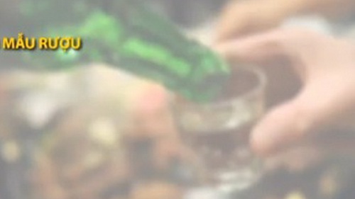 Rượu cồn Methanol giống thuốc độc như thế nào?