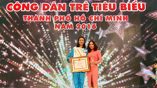 Niềm vui 8/3 không còn lo tốn tiền ăn phở