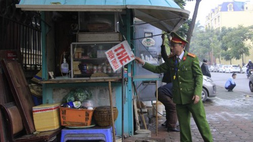 Hà Nội lập lại trật tự vỉa hè: Cần sự đồng lòng và công bằng