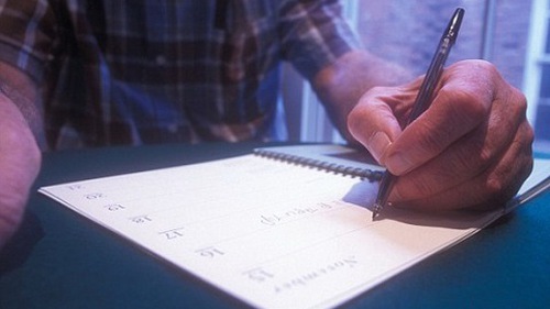 Tội phạm ấu dâm thường thuận tay trái?