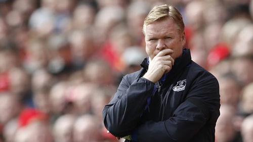 Fan Everton nổi giận vì Koeman tạo điều kiện cho... Man United có điểm