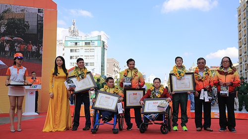 Trao thưởng VĐV, HLV tiêu biểu năm 2016 tại phía Nam