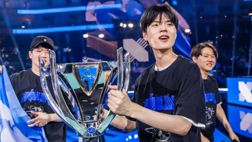 Tại sao cup vô địch Chung Kết Thế Giới lại đặc biệt quý giá đối với Deft