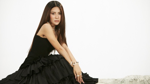 Hà Nhi của 'Ca sĩ mặt nạ' lên tiếng về tin đồn dao kéo