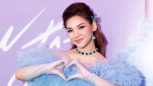 Lady Mây Myra Trần (Ca Sĩ Mặt Nạ): "Tôi không có khả năng để mua giải"