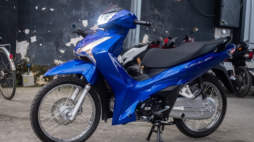 Chi tiết Honda Wave 125i đời 2023 đầu tiên VN: Giá 86 triệu, nhập Thái, có công nghệ tự động tăng xích