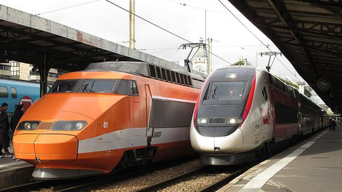 Pháp sẽ phát triển mạng lưới tàu tốc hành địa phương tại 10 thành phố